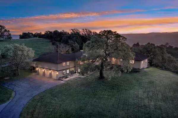 3270 Paseo Vista Avenue, San Martin, CA 95046