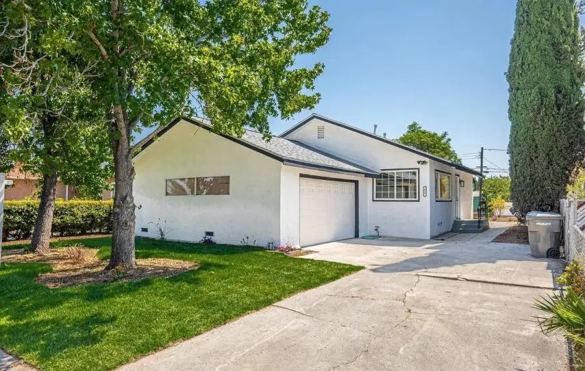 635 Paraiso Avenue, Spring Valley, CA 91977 - #2
