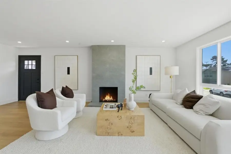 249 Gateway Drive, Pacifica, CA 94044 - #3