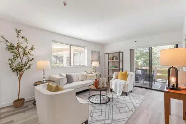 576 W Parr Avenue #1, Los Gatos, CA 95032