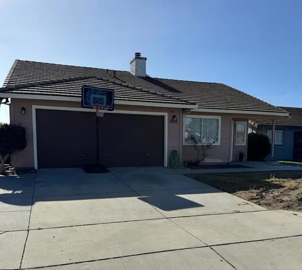 1230 Paseo Grande, Salinas, CA 93905