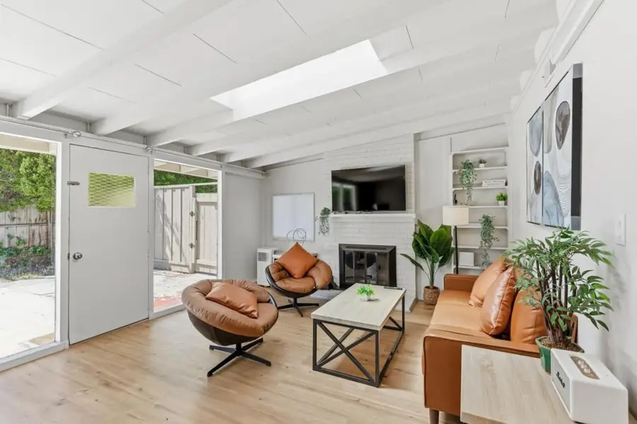 367 Fay Way, Mountain View, CA 94043 - #2