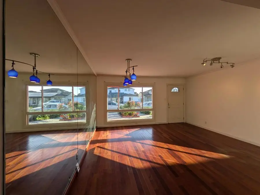 3726 Martin Drive, San Mateo, CA 94403 - #3