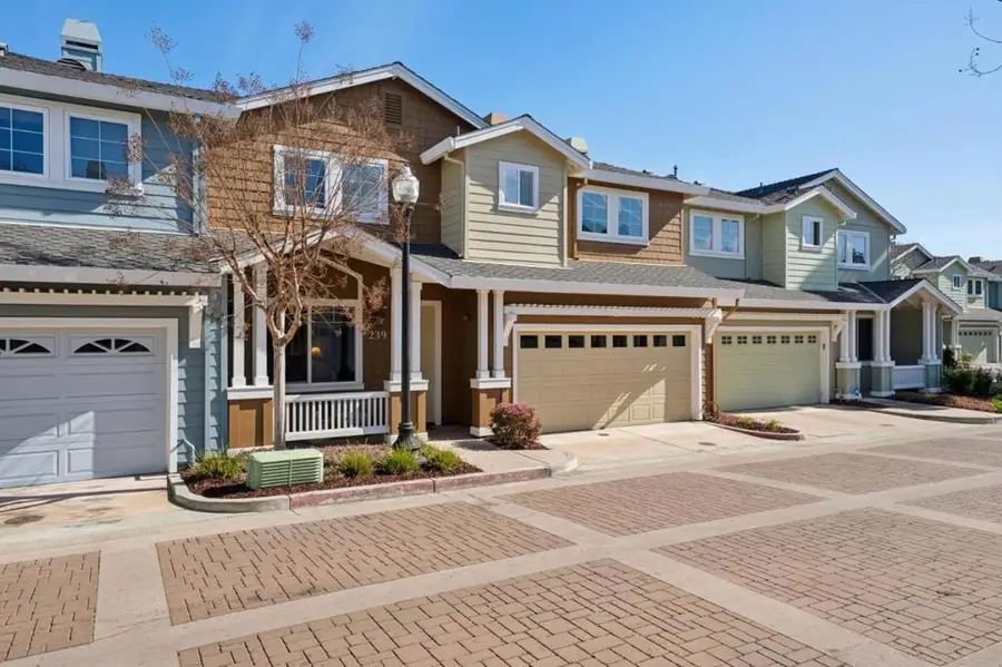 239 Granada Park Circle, Mountain View, CA 94043 - #2