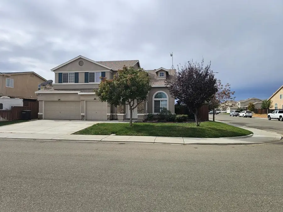 13721 Santa Lucia Drive, Gustine, CA 95322 - #2