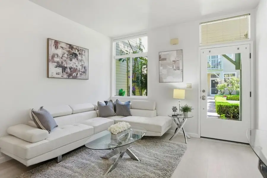 101 Blossom Circle #H, San Mateo, CA 94403 - #3