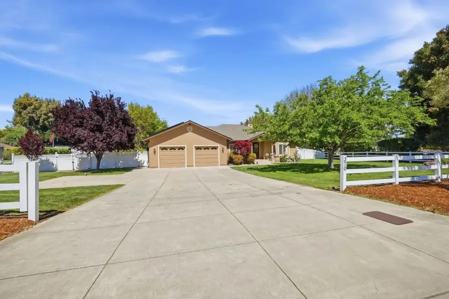 370 Union, Hollister, CA 95023 - #2