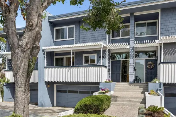 617 E Fox Court, Redwood City, CA 94061