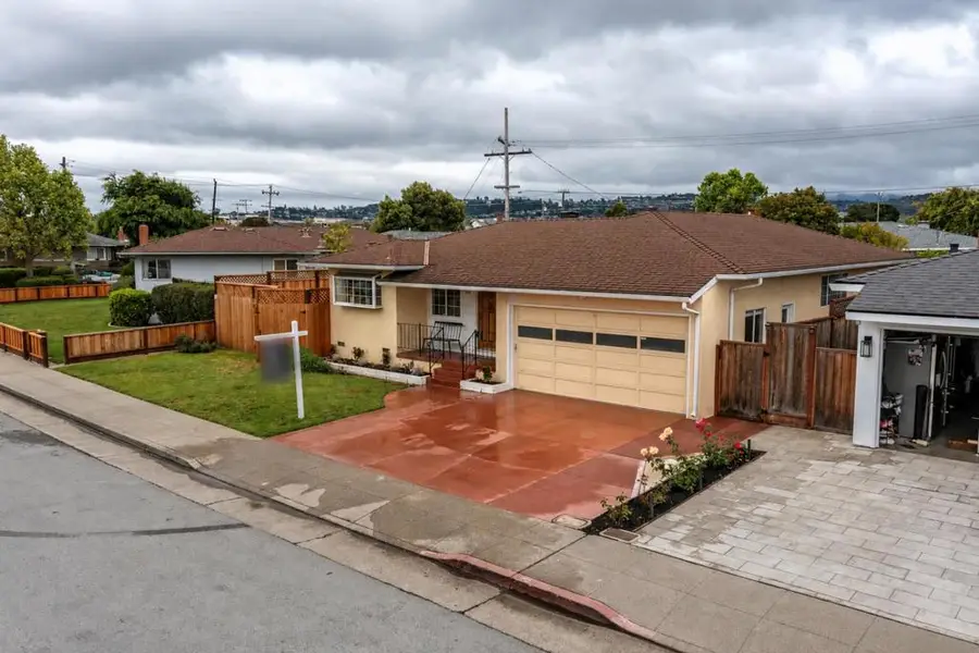 1094 Bermuda Drive, San Mateo, CA 94403 - #3