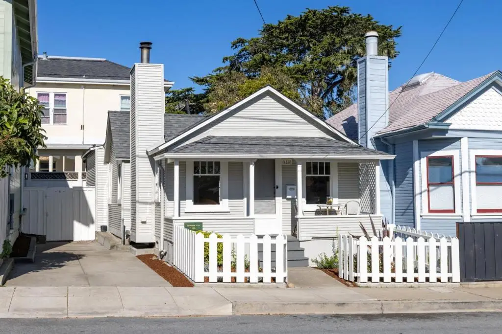 418 Fountain Avenue, Pacific Grove, CA 93950 - #1