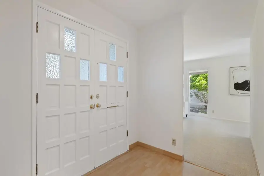 1102 Blue Lake Square, Mountain View, CA 94040 - #3