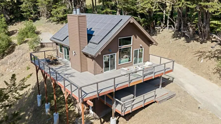 688 Calabasas Road, Watsonville, CA 95076 - #2