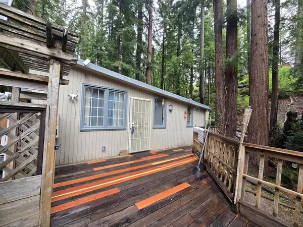 696 Kings Highway, Boulder Creek, CA 95006