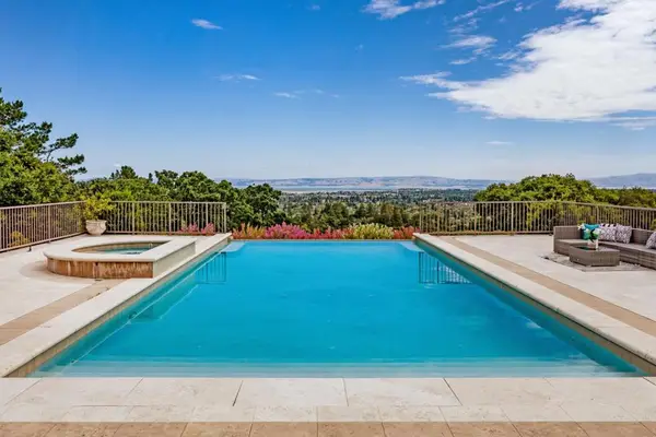 490 Las Pulgas Drive, Woodside, CA 94062