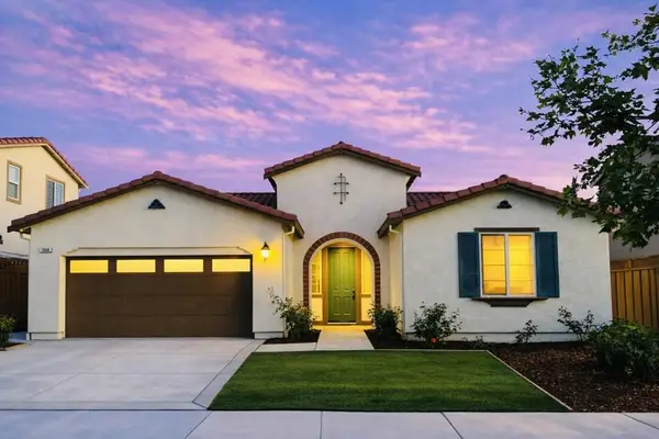 1606 Hacienda Lane, Hollister, CA 95023