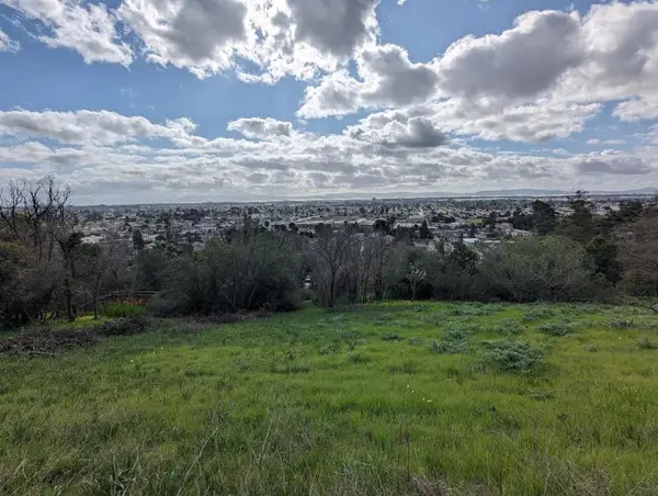 Address Withheld By Seller, Oakland, CA 94605