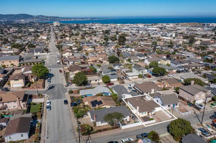 1425 Luxton Street, Seaside, CA 93955 - #3