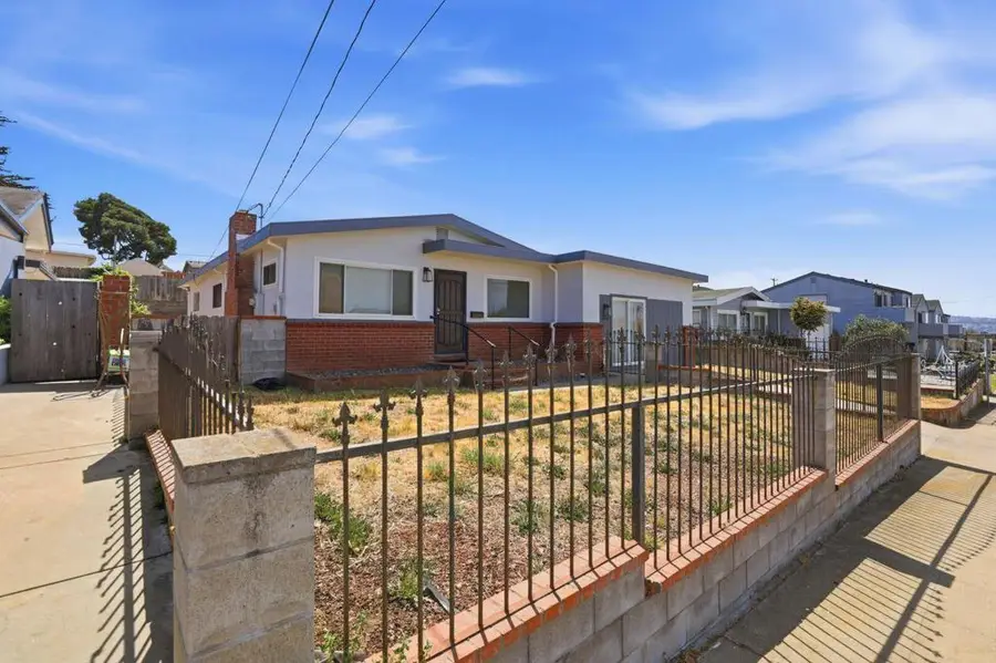 1140 Palm Avenue, Seaside, CA 93955 - #3