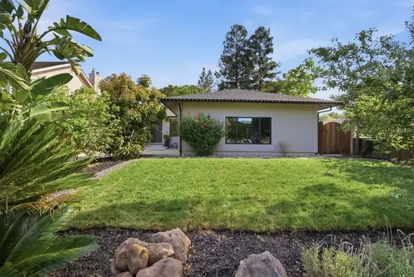 845 Pollard Road, Los Gatos, CA 95032