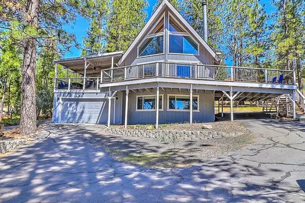 20135 Pine Mountain Drive, Groveland, CA 95321