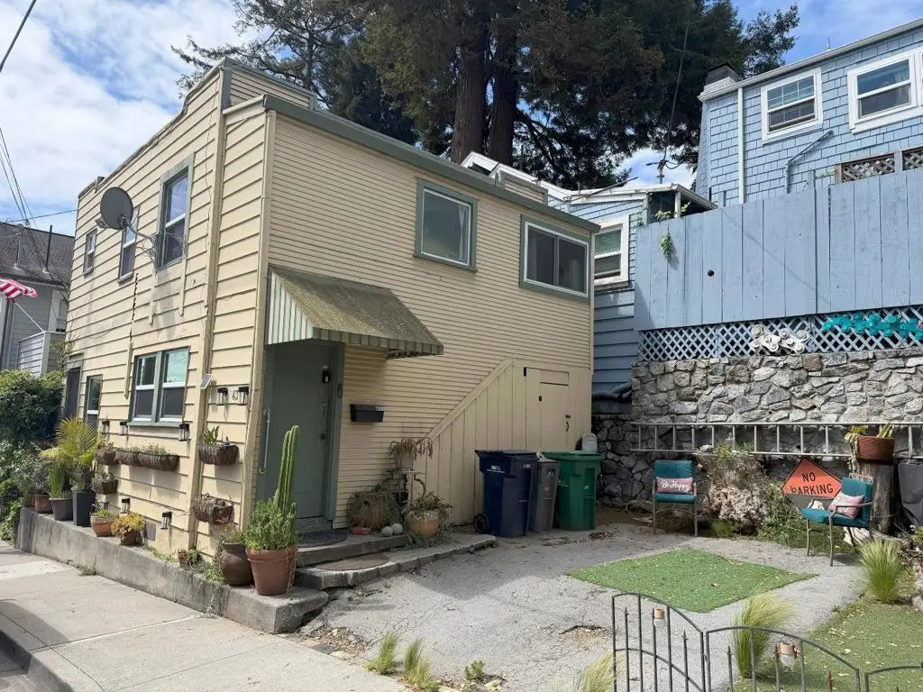 431 Capitola Avenue, Capitola, CA 95010 - #1