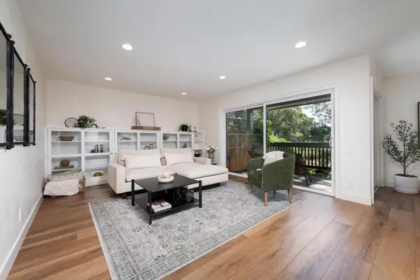3323 La Mesa Drive #2, San Carlos, CA 94070