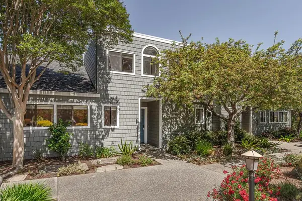 2080 Marich Way #8, Mountain View, CA 94040