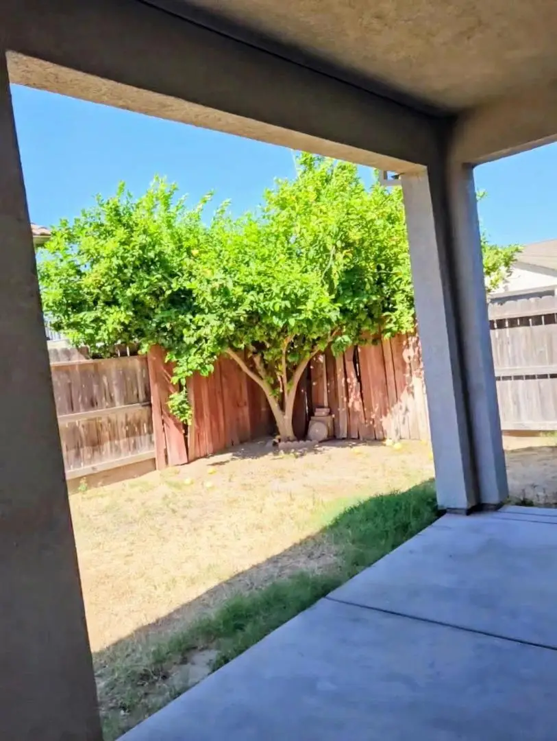 253 Lilac Lane, Livingston, CA 95334 - #3