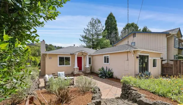 272 Avenue Balboa, El Granada, CA 94018