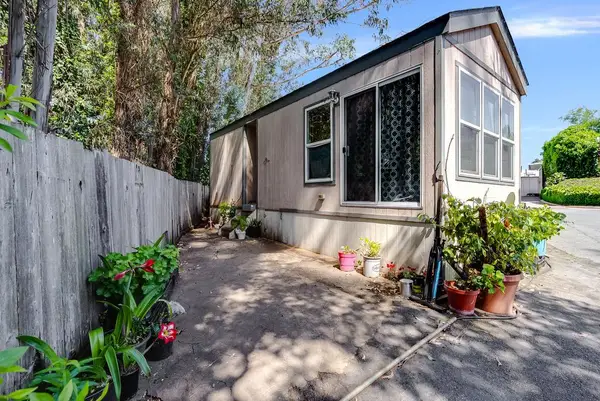 2546 Capitola Road #32, Santa Cruz, CA 95062