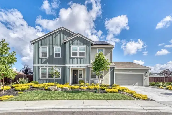 211 Scarlett Way, Hollister, CA 95023