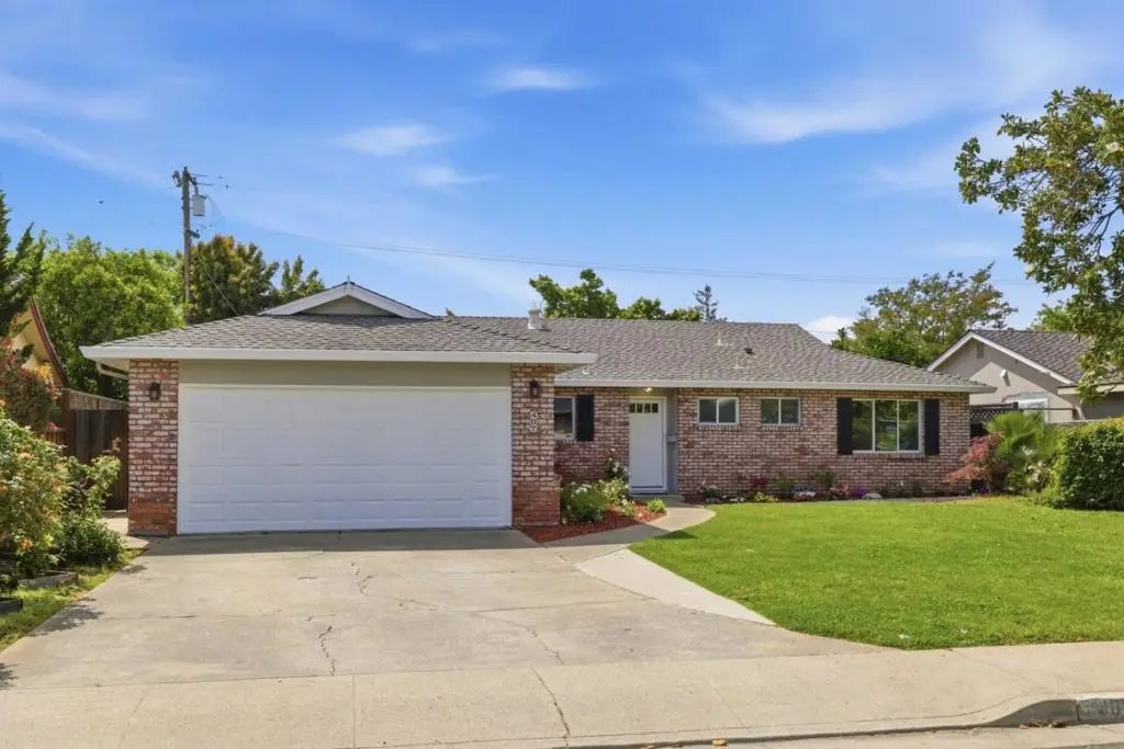 407 Lawndale Avenue, Campbell, CA 95008 - #1