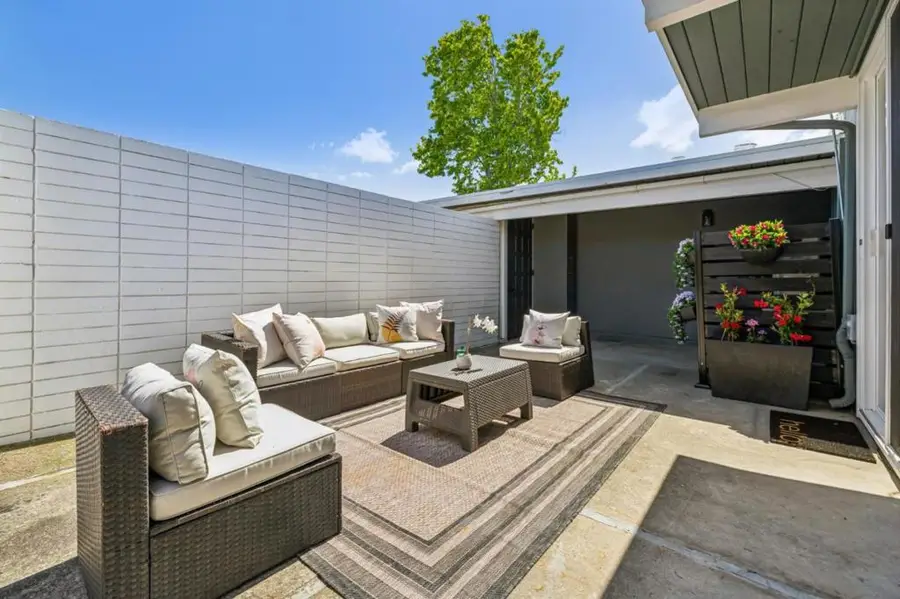 809 Constitution Drive, Foster City, CA 94404 - #3