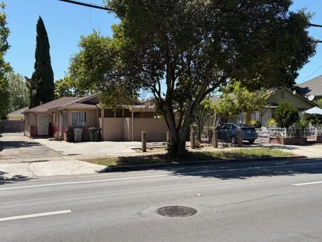 S 10th Street, San Jose, CA 95112 - #2