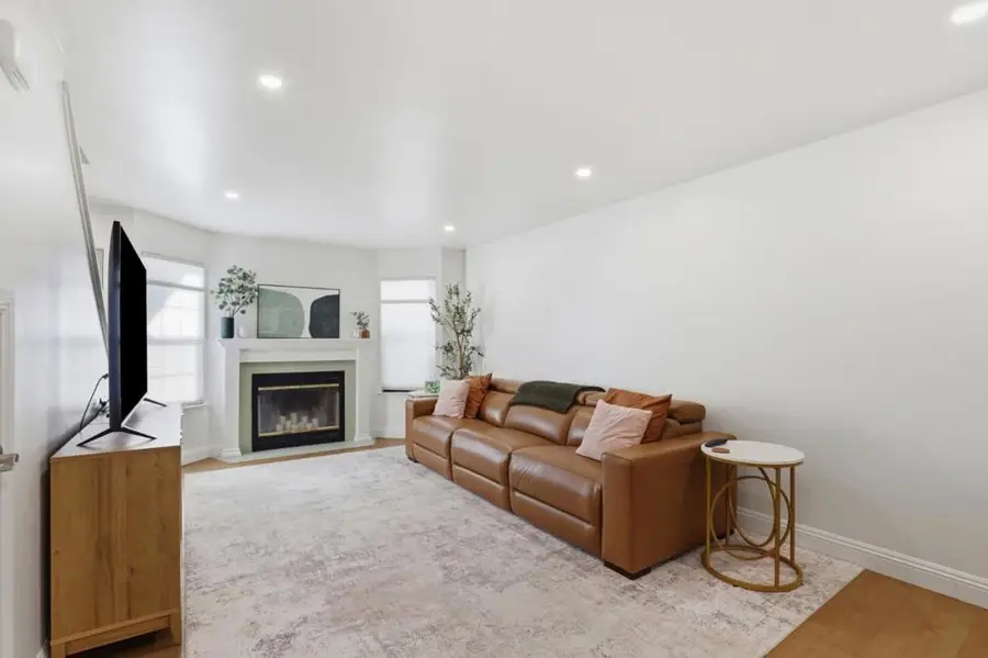 241 Gibson Drive #F, Hollister, CA 95023 - #3