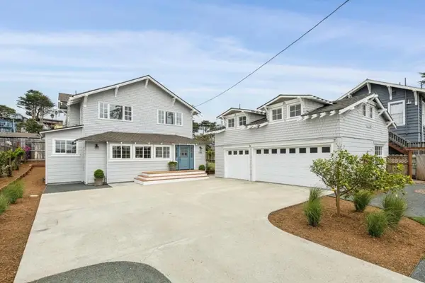 140 Wienke Way, Moss Beach, CA 94038