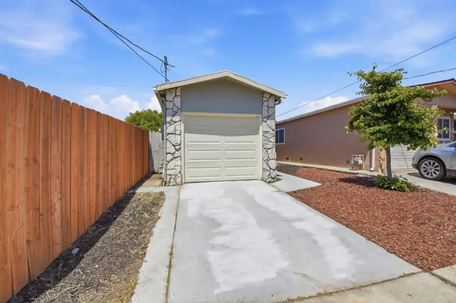 2317 Virginia Avenue, Richmond, CA 94804 - #2