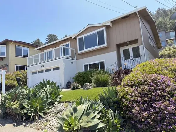 Address Withheld By Seller, Pacifica, CA 94044