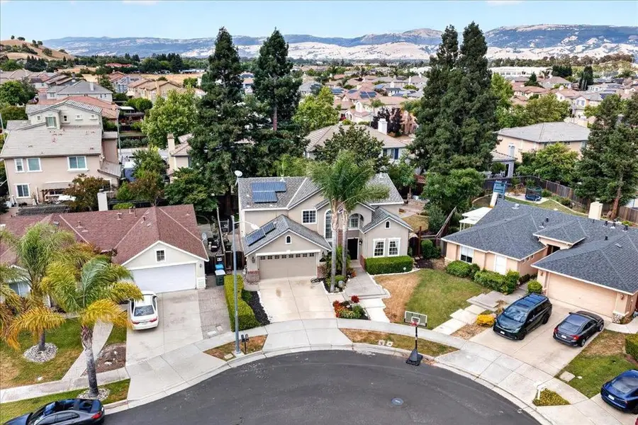 1301 Peregrine Drive, Gilroy, CA 95020 - #2