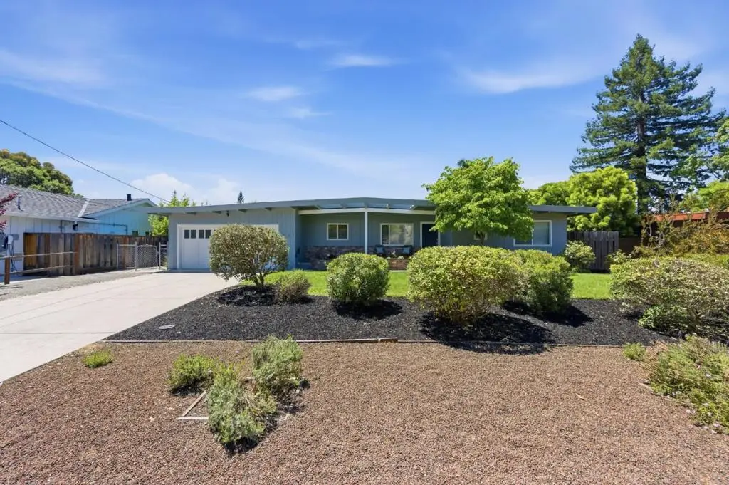 221 W Floresta Way, Portola Valley, CA 94028 - #1