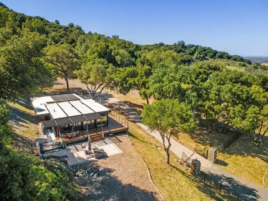 19751 Hicks Road, Los Gatos, CA 95032 - #2