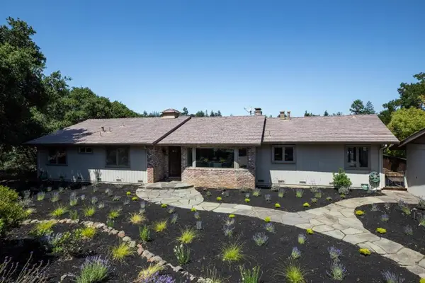26854 Robleda Court, Los Altos Hills, CA 94022