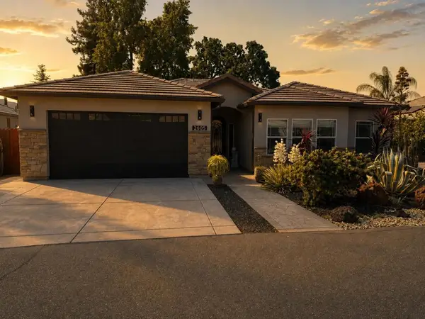 2605 Gunn Road, Carmichael, CA 95608