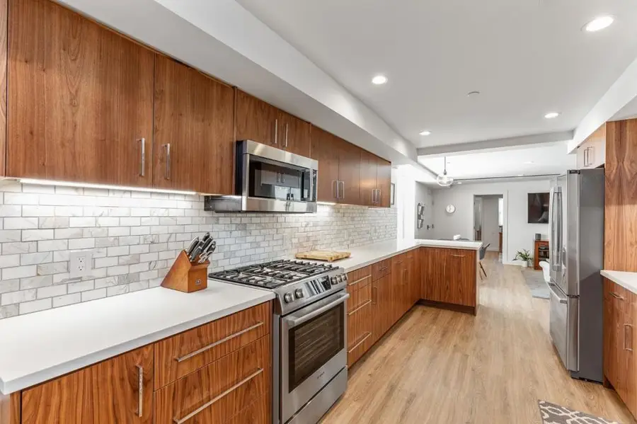431 Capp Street #A, San Francisco, CA 94110 - #3