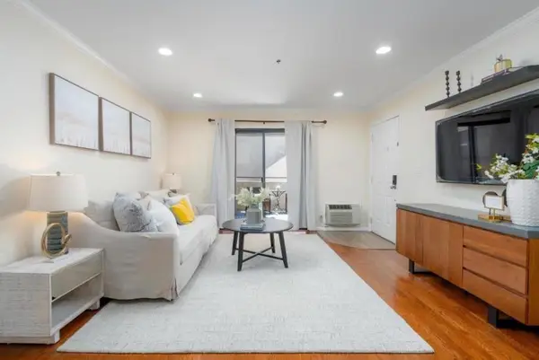 880 E Fremont Avenue #203, Sunnyvale, CA 94087