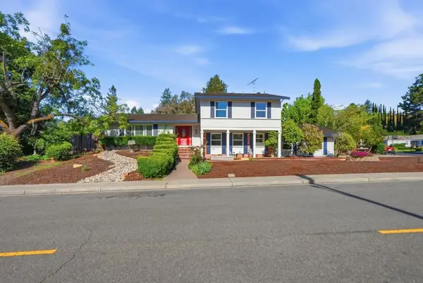1276 Larch Avenue, Moraga, CA 94556