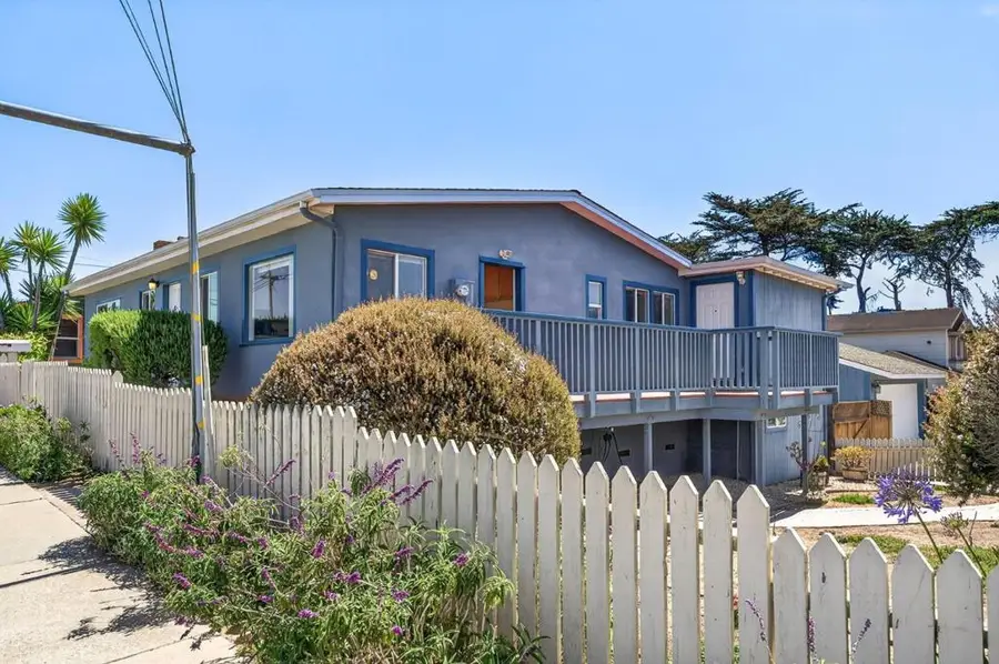 3076 Sunset Avenue, Marina, CA 93933 - #3
