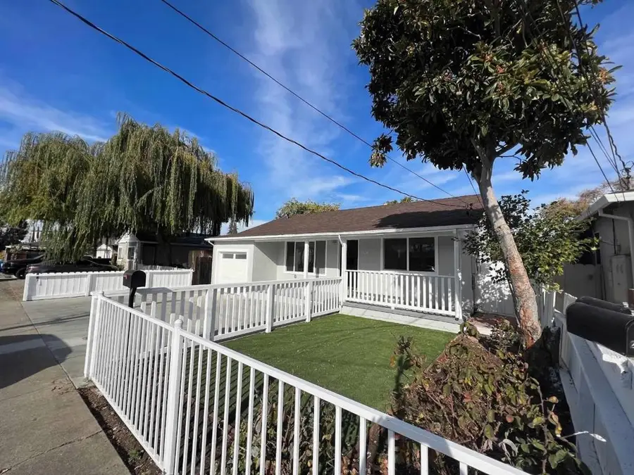 2921 Calvin Avenue, Redwood City, CA 94063 - #3