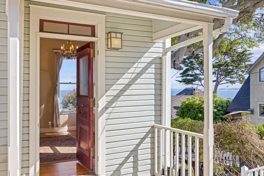 218 4th Street, Pacific Grove, CA 93950 - #1