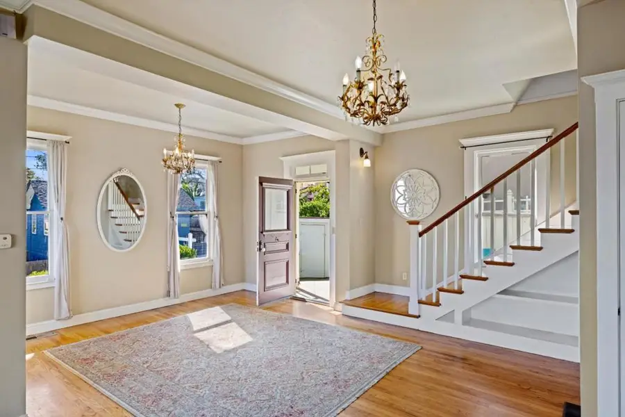 218 4th Street, Pacific Grove, CA 93950 - #3